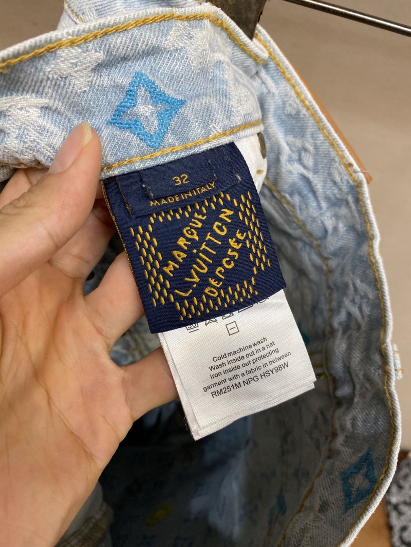 l0vis Vvtt0n jeans